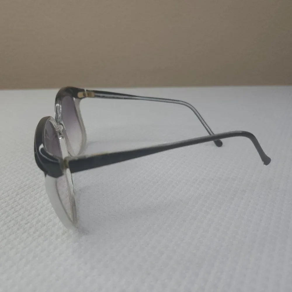 VINTAGE 70s Womens Oversized Sunglasses Smokey Gray Lens New Old Stock